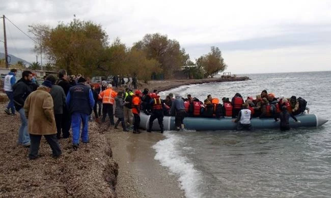 Στα πρόθυρα κοινωνικής έκρηξης η Σάμος – 5.000 παράνομοι μετανάστες σε hotspot 700 θέσεων (βίντεο)
